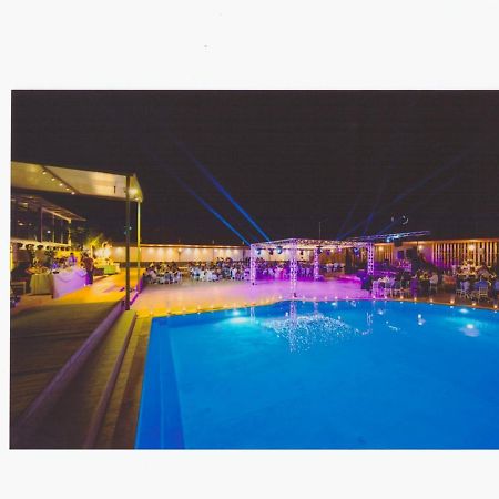 Sozos Inn Hotel Воніца Екстер'єр фото