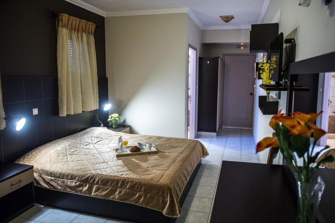 Sozos Inn Hotel Воніца Екстер'єр фото